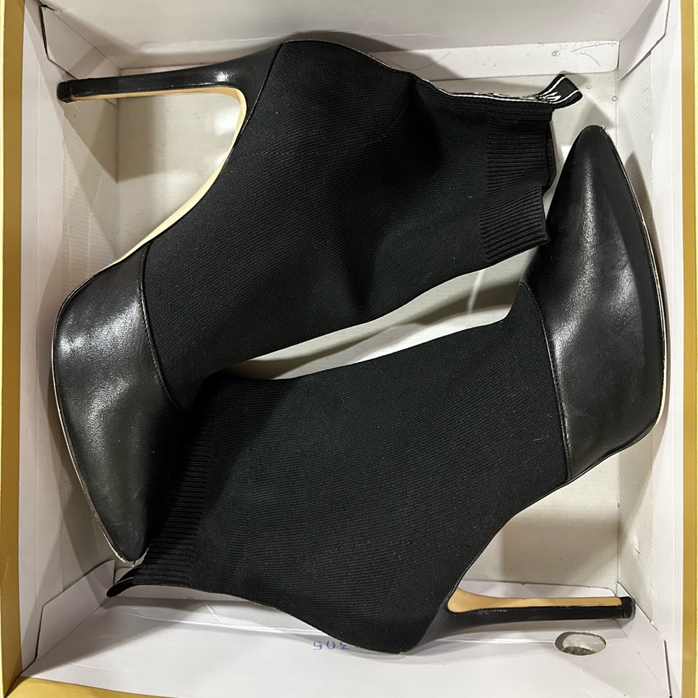 Michael Kors - Black Vicky Boot
